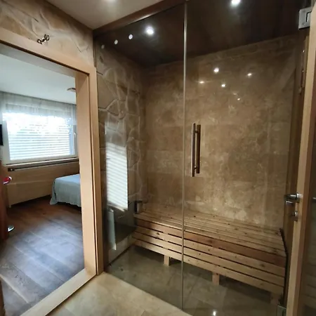 Apartmán Cozy 1 Flat With Sauna