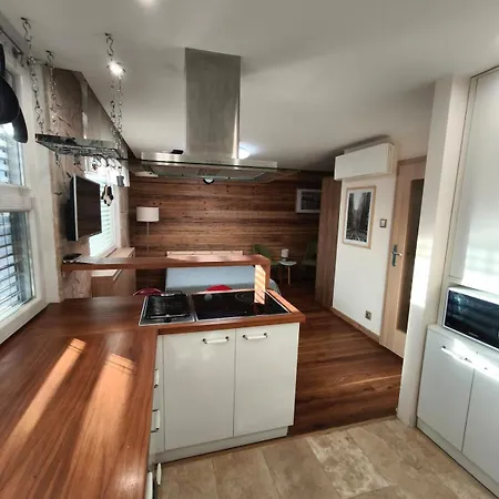 Apartmán Cozy 1 Flat With Sauna *